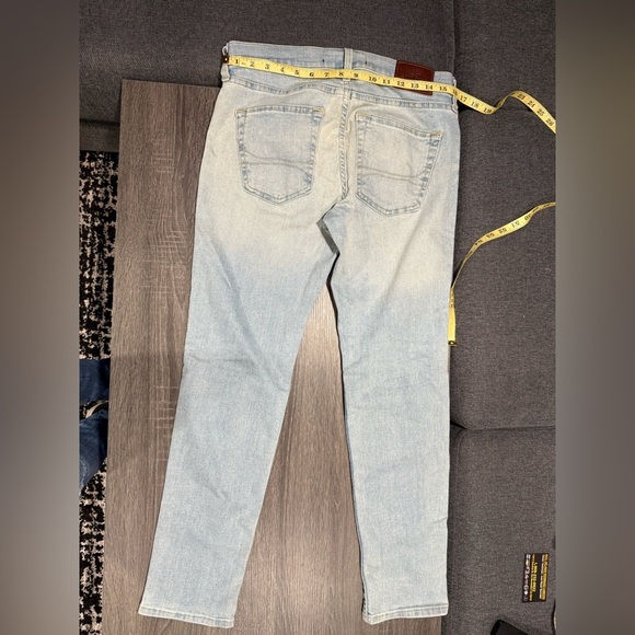 Hollister Light Blue Men's Straight Jeans - Picture 9 of 10